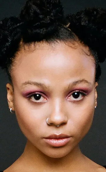 Фотография актёра Майхала Херролд