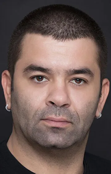 Фотография актёра Бюлент Шакрак