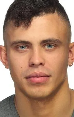 Фотография актёра Аарон Хеффернан