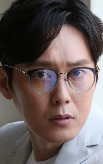 Фотография актёра Пак Пён-ын