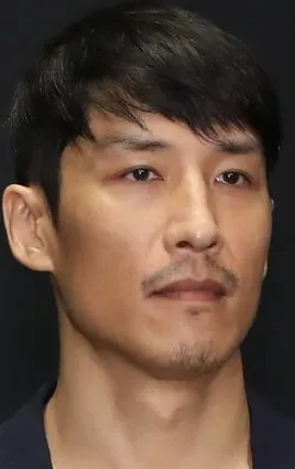 Фотография актёра Чи Хён-джун