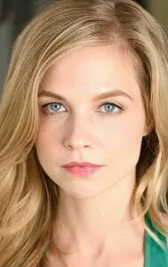 Фотография актёра Лаура Кувер