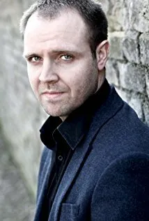 Фотография актёра Гарет Джон Бэйл