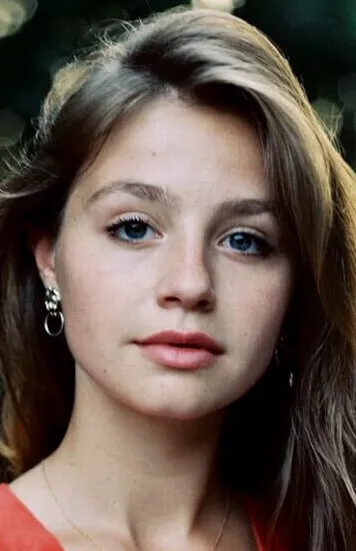 Фотография актёра Флора Тиманн