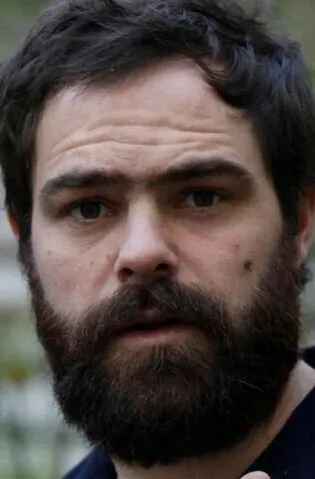 Фотография актёра Питер Ланзани