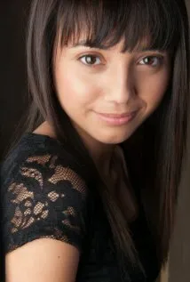 Фотография актёра Монце Эрнандез