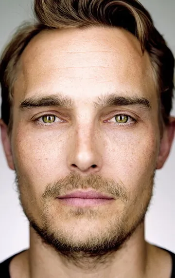 Фотография актёра Джои Керн