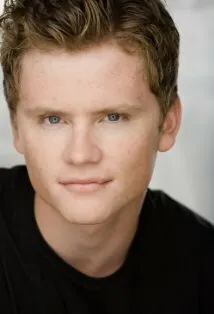 Фотография актёра Нэйтан Дэйлз