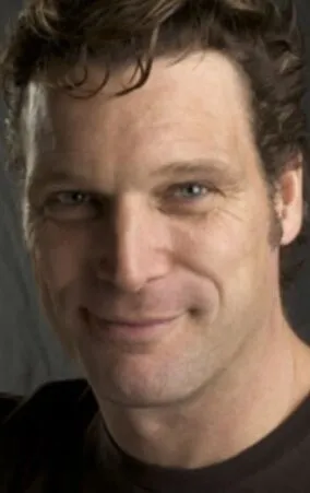 Фотография актёра Жан Мишель Паре